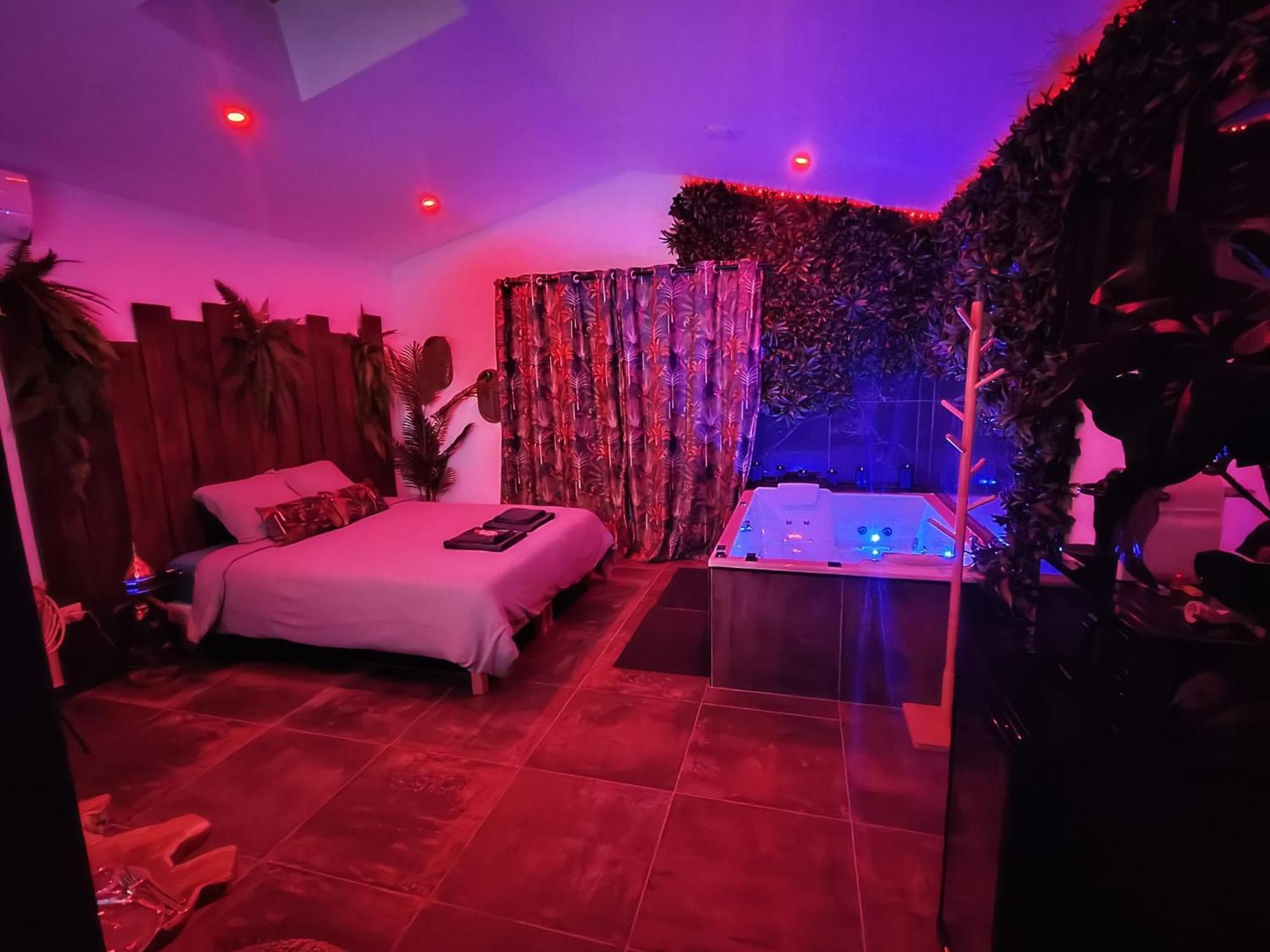 La Jungle Room Rognac Bagian luar foto